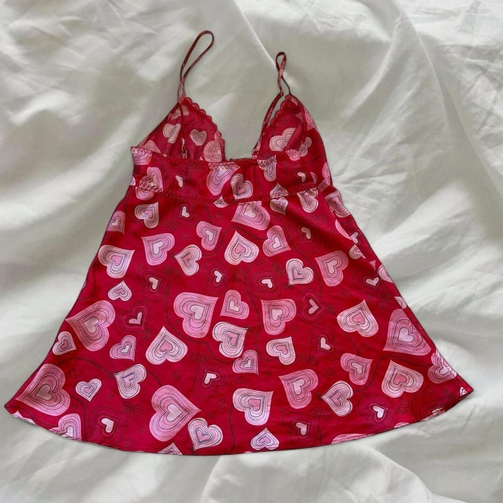 Heart Patterned Red Chemise - Picture 4 of 4